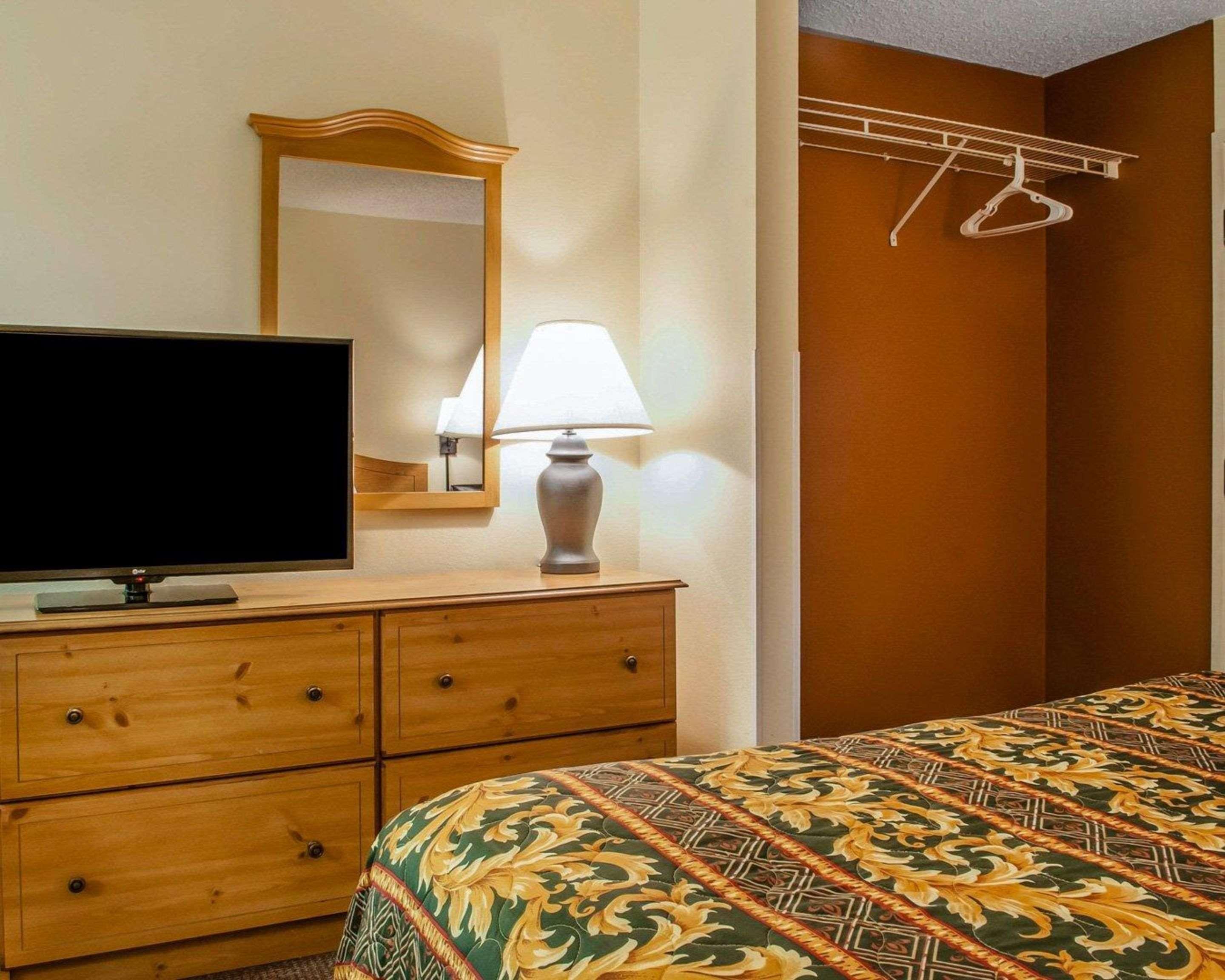 Suburban Studios Albuquerque Midtown - University Zewnętrze zdjęcie