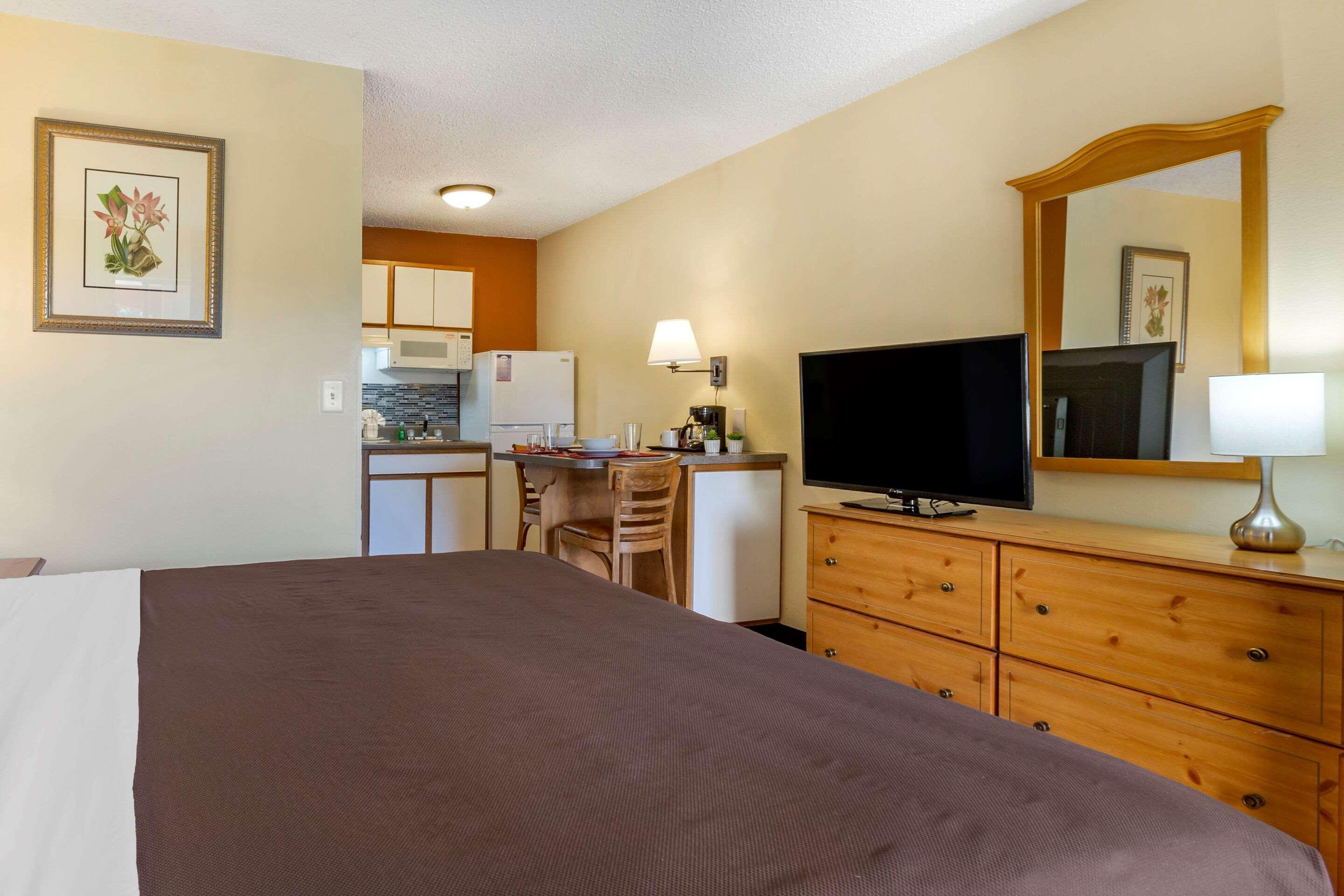 Suburban Studios Albuquerque Midtown - University Zewnętrze zdjęcie